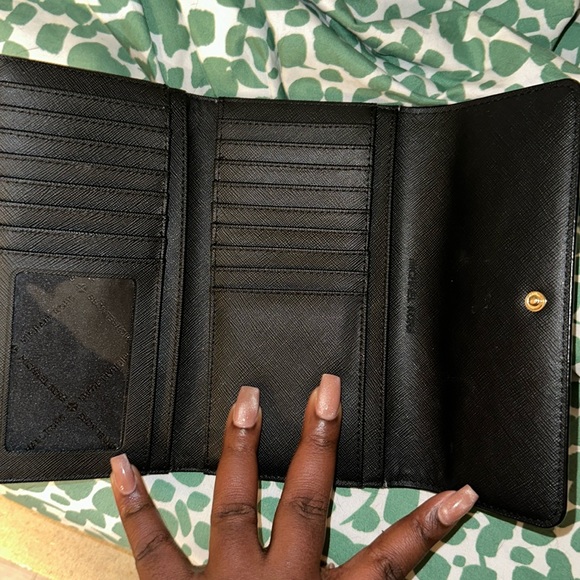 Michael kors large trifold wallet black - Picture 5 of 5